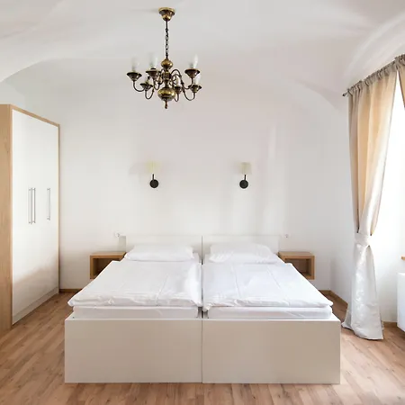Stari Mayr Pensionat 4*