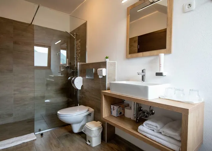 بيت ضيافة Stari Mayr كراني